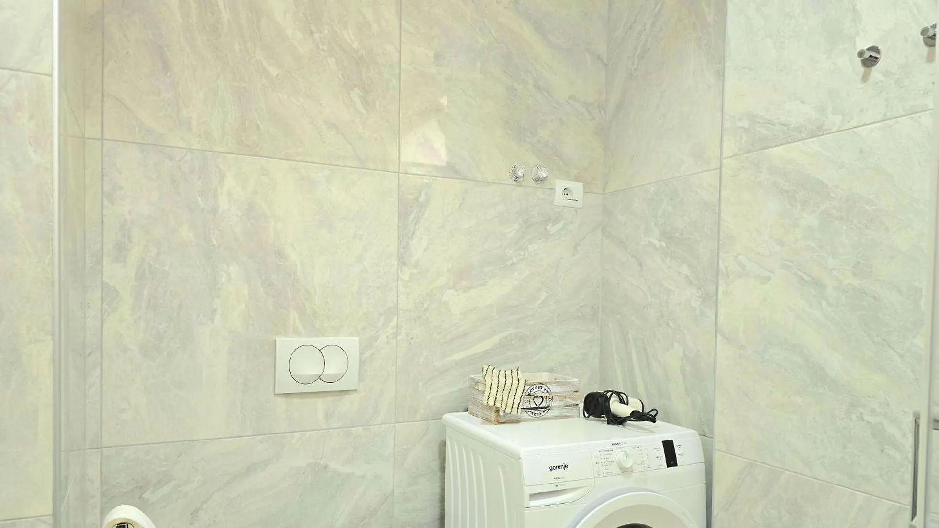 Perla Penthouse - Happy Rentals Plazhi San Pietro 0*,
