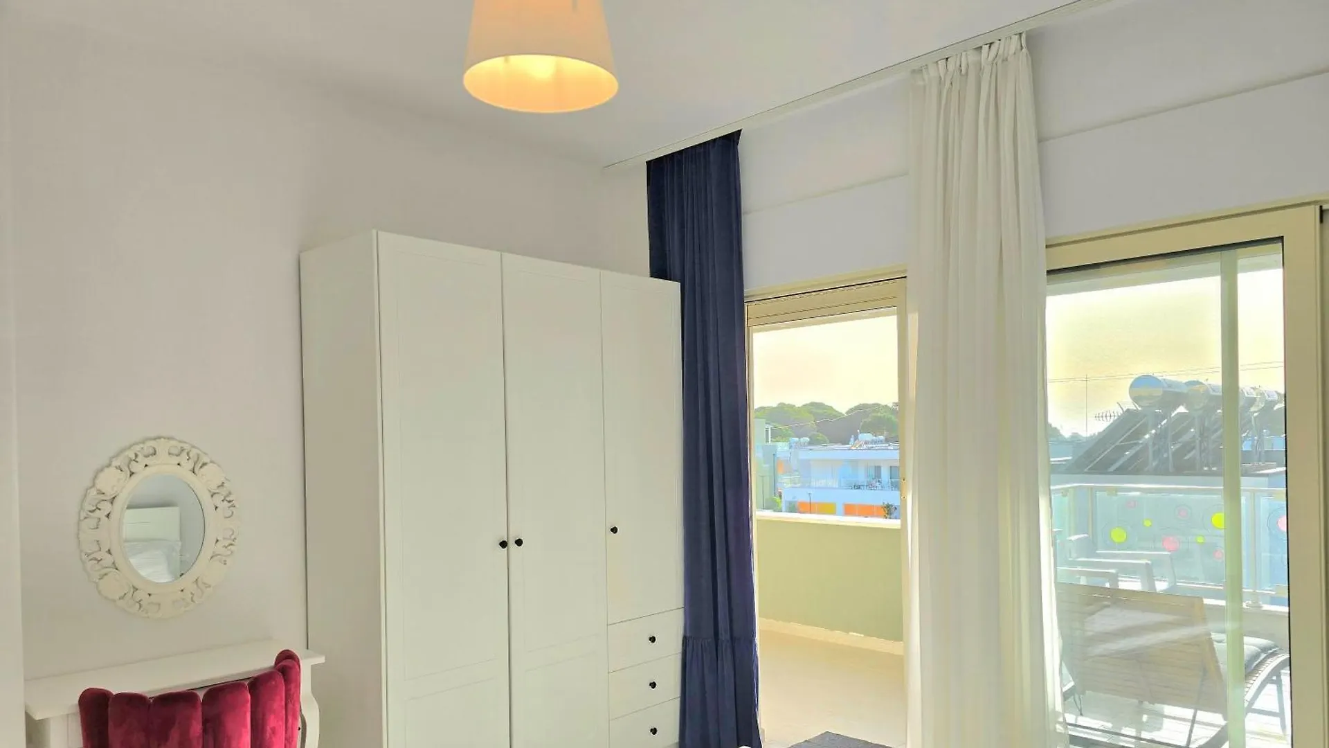 Perla Penthouse - Happy Rentals Plazhi San Pietro Apartment